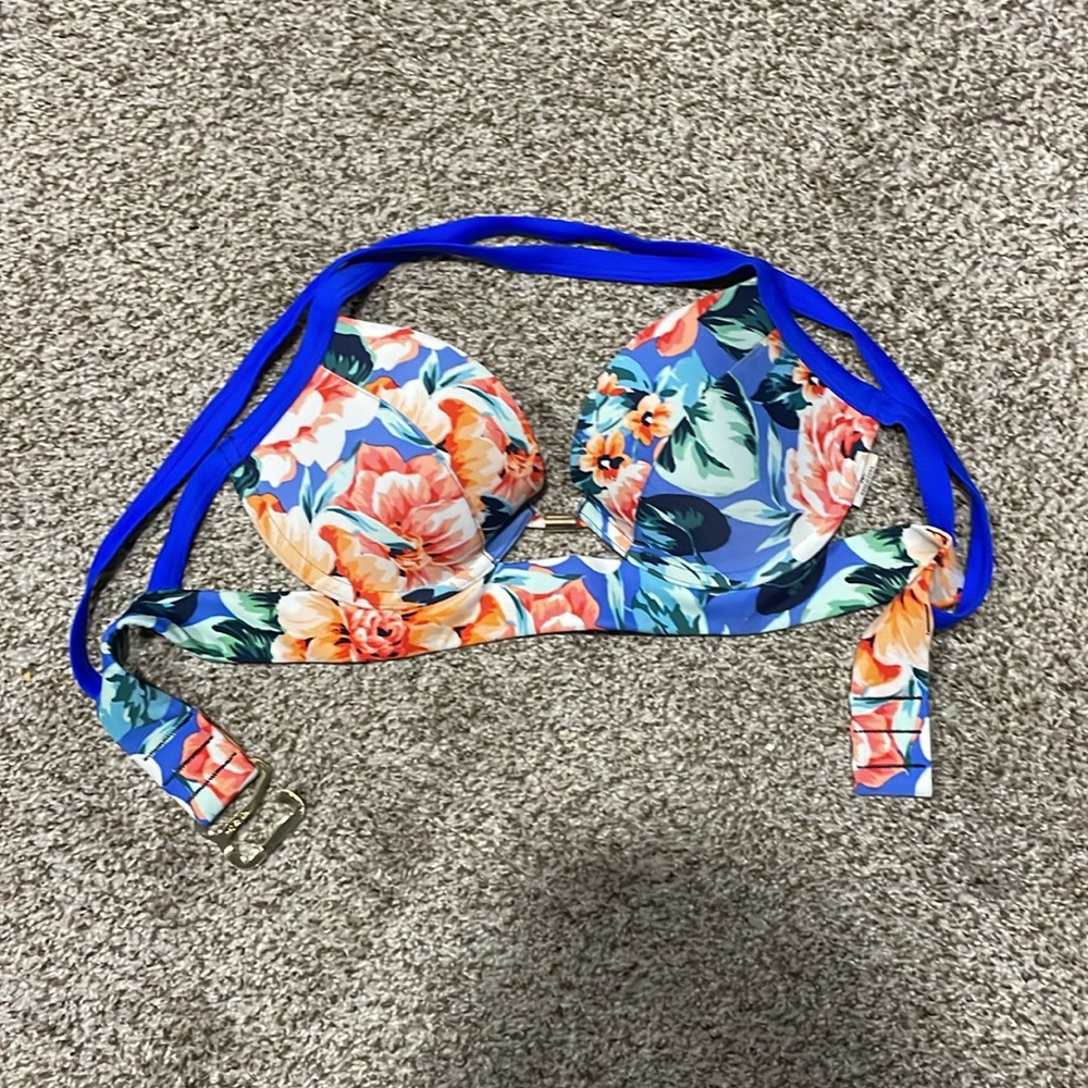 Abercrombie push up bikini top - Picture 2 of 5